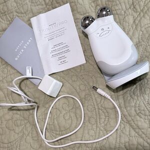 NuFace Trinity Device in White with Accessories